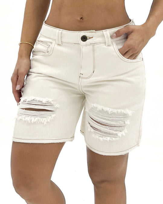 Short Sevgi