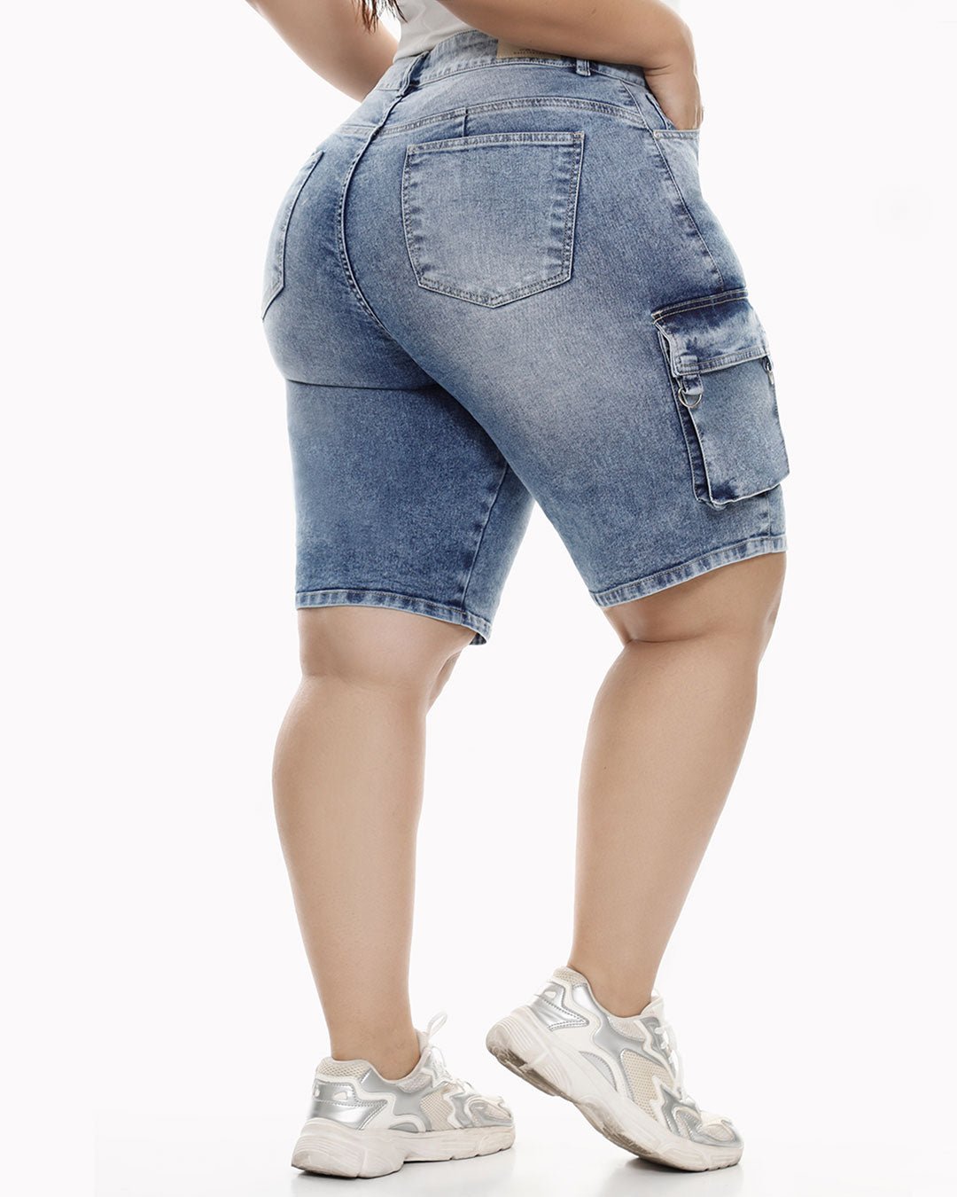 Short Binnaz