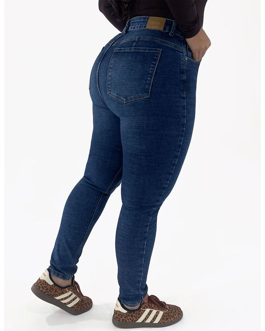 Skinny Sibel