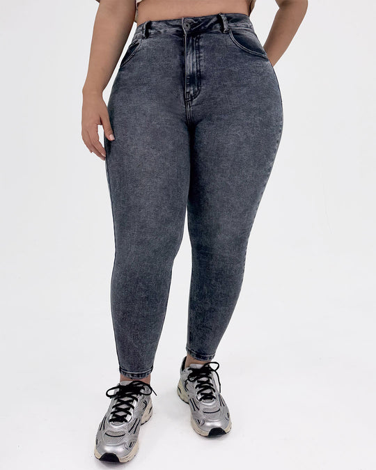 Skinny Maya